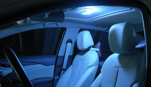 汽车车灯是用什么塑料做的？这几种都可以