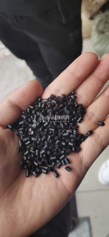 出各种款式黑色PP回料,有需要联系