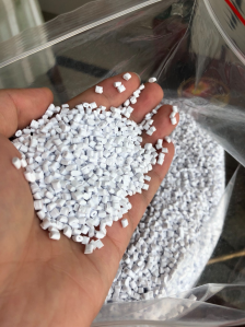 PC钛白颗粒 溶脂10 冲击70