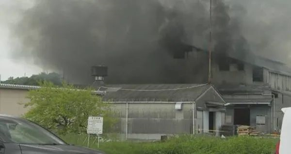 日本福岛化工厂爆炸