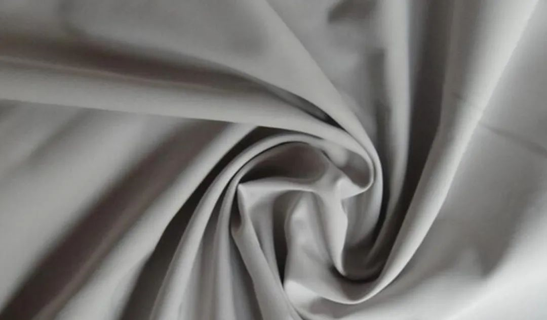 棉花与化纤的区别是什么？化纤能替代棉花吗？