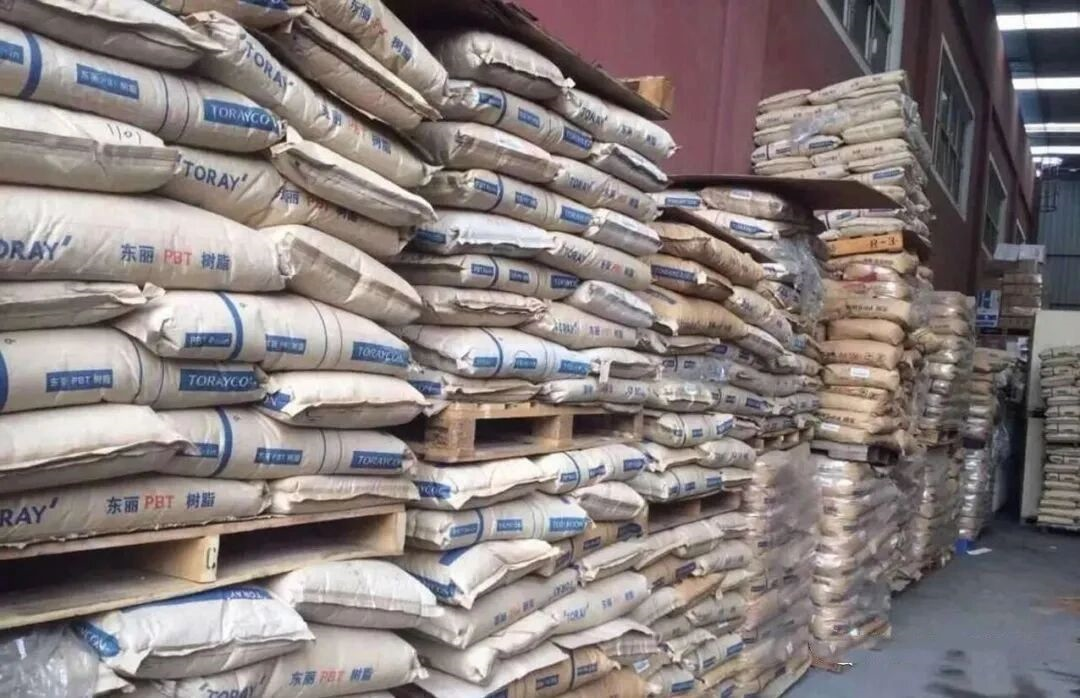 再创新纪录，这种塑料单日每吨上涨14500元