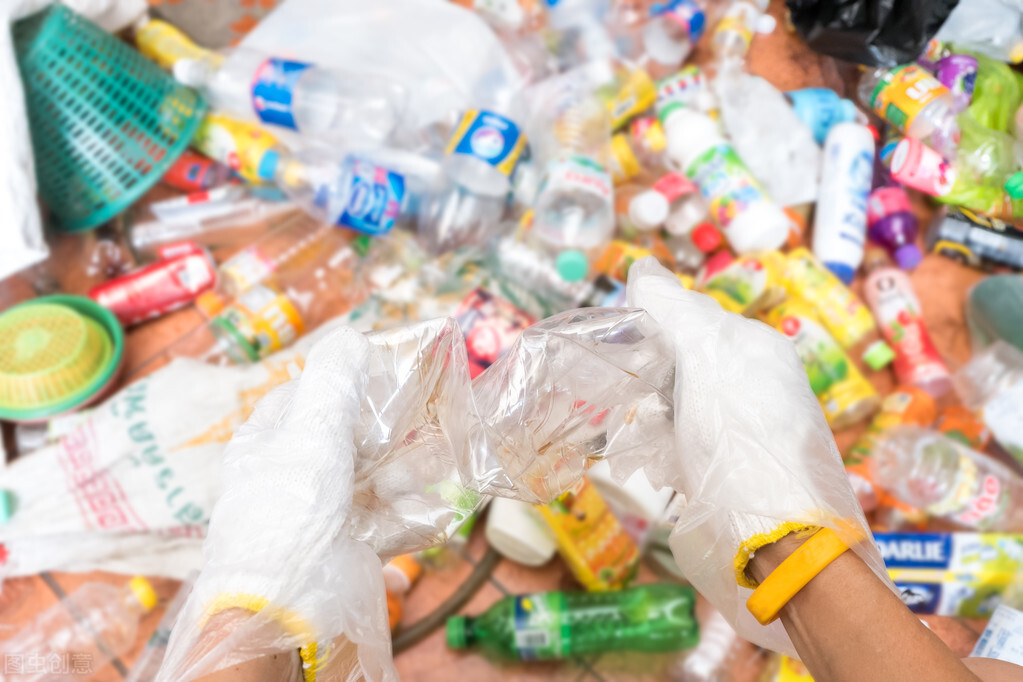 最新研究表明，美国是塑料垃圾的头号生产国