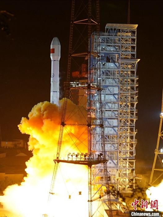 厉害了我的国！中国成功发射高分十三号卫星
