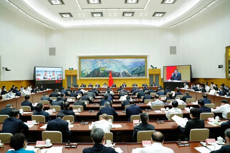 国家接连发声，国务院全国深化“放管服”改革，中小企业或将迎来新转机！